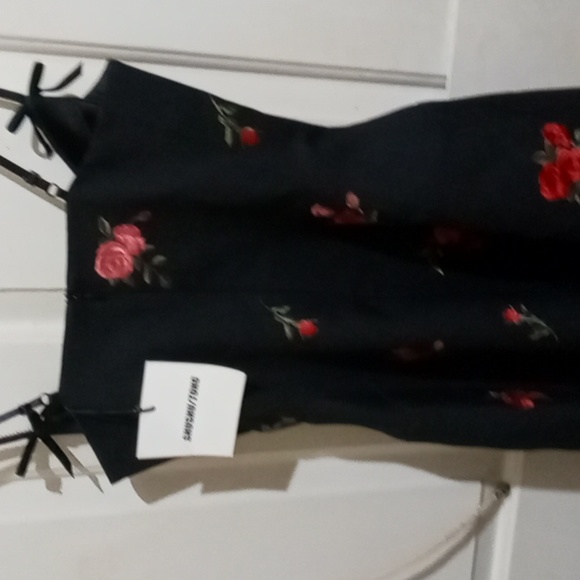 SHUSHU/TONG Black with red roses cocktail dress from Nordstrom - Picture 3 of 3